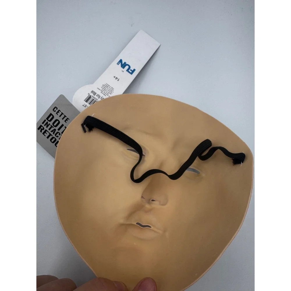 Fun Scary Nun Mask FUN4080 Unisex OS‎ Beige Elastic Band Halloween Costume NWT